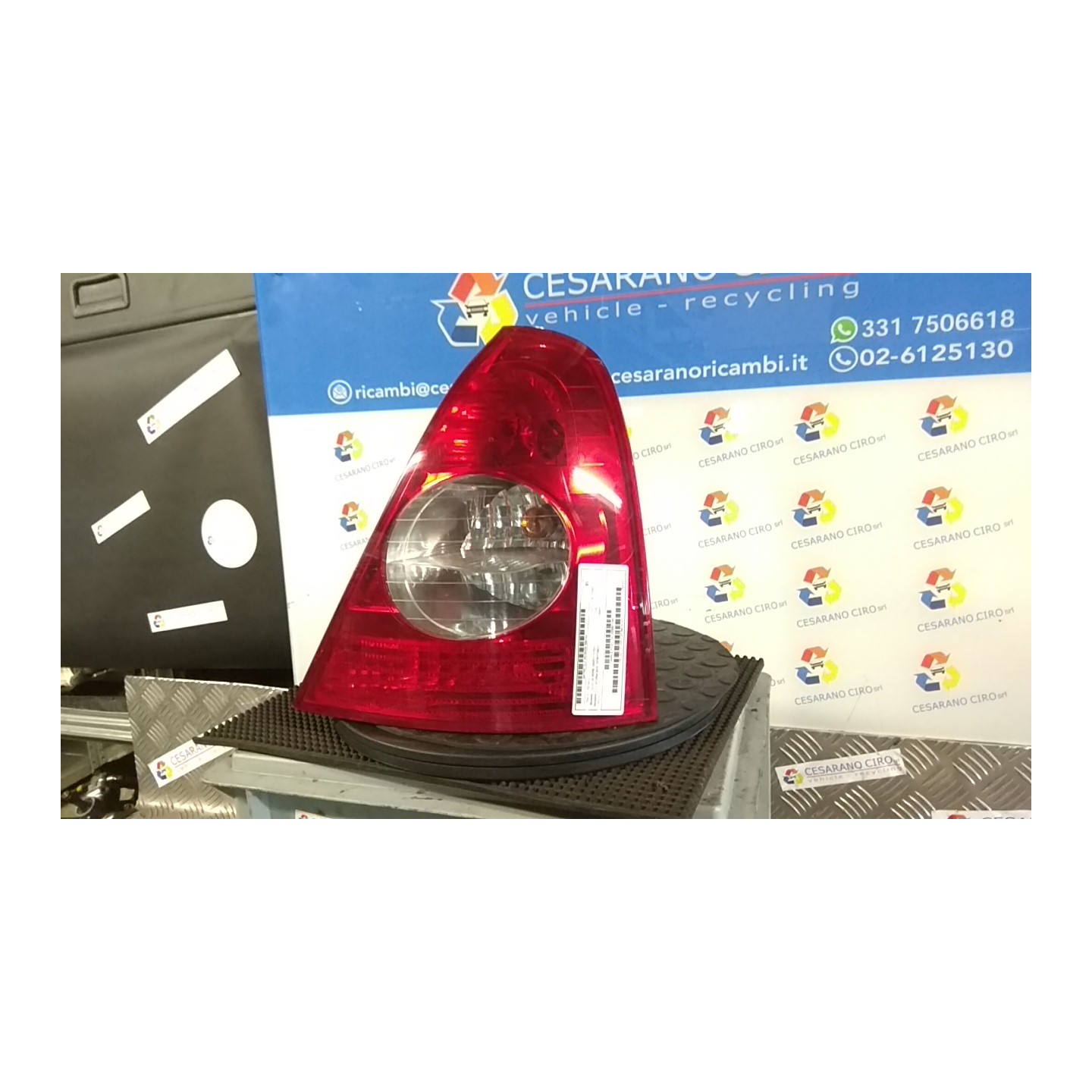 FANALE POST. DX. 153 RENAULT CLIO 2A SERIE (05/01-11/10) D7FG7 8200917487