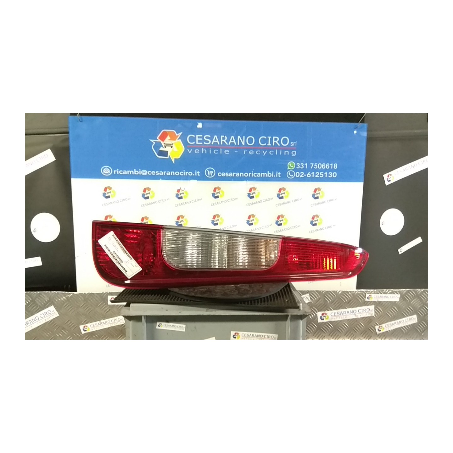 FANALE POST. DX. 184 FORD FOCUS C-MAX (CAP) (10/03-12/08 G8DB 1347454