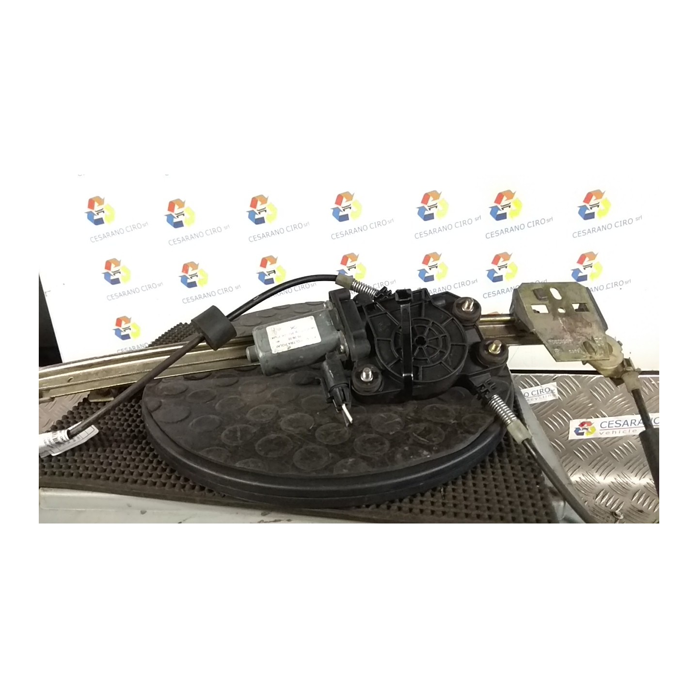 ALZACRISTALLO ELETTR. PORTA ANT. CON MOTORINO SX. 225 FIAT SEICENTO (1E) (02/98-07/05) 187A1000 46512304