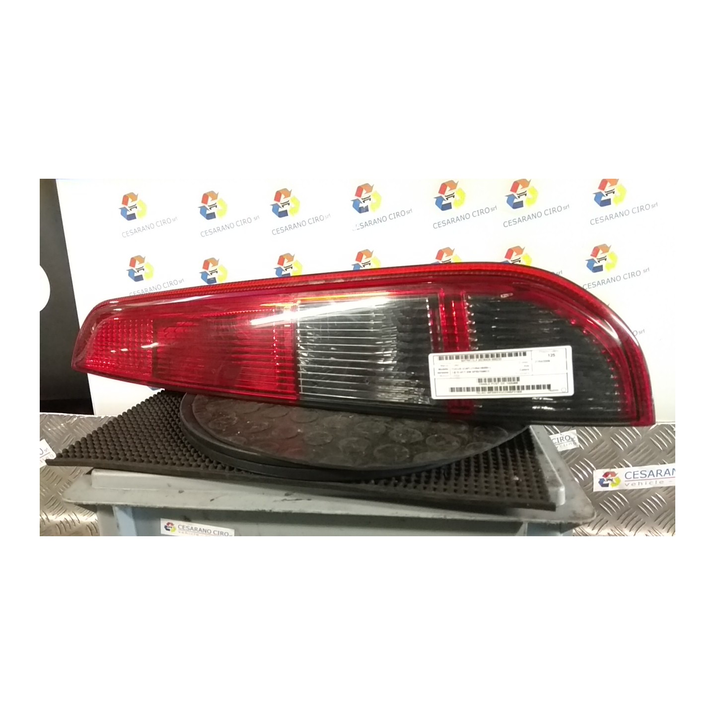 FANALE POST. DX. 233 FORD FOCUS (CAP) (11/04-06/08) HXDA 1420466