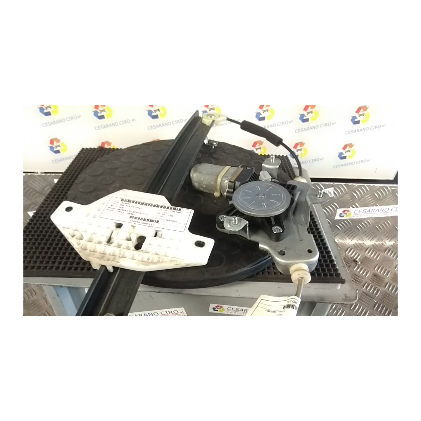 ALZACRISTALLO ELETTR. PORTA POST. DX. 042 OPEL ANTARA (L07) (02/07-07/11) Z20S 96624335