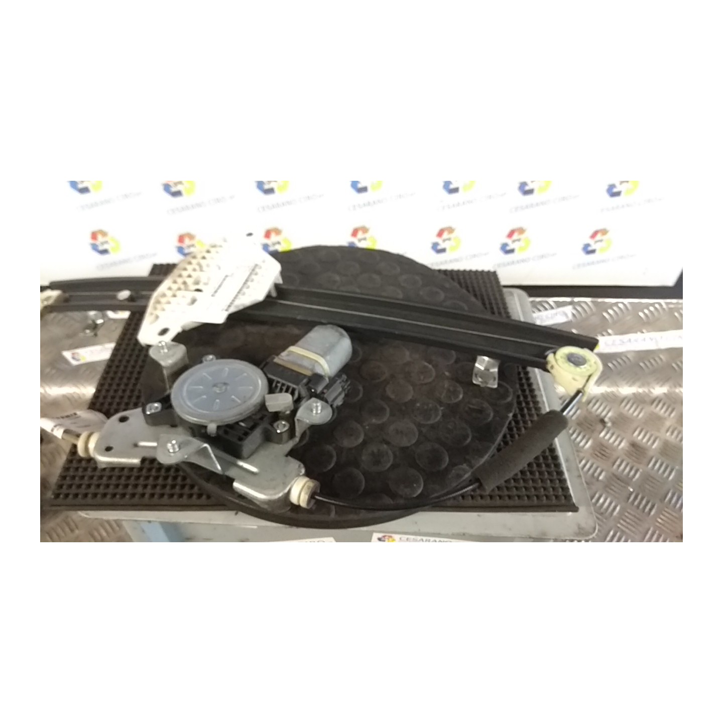 ALZACRISTALLO ELETTR. PORTA POST. DX. 042 OPEL ANTARA (L07) (02/07-07/11) Z20S 96624335