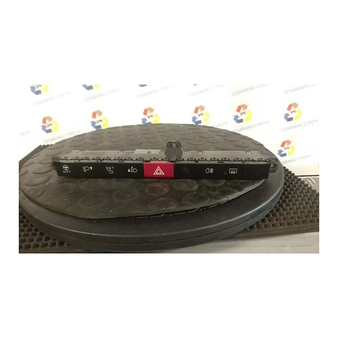 BLOCCO COMANDI MULTIFUNZIONI C/FENDINEBBIA 088 FIAT PANDA (33) (12/11-04/17) 169A4000 735544415