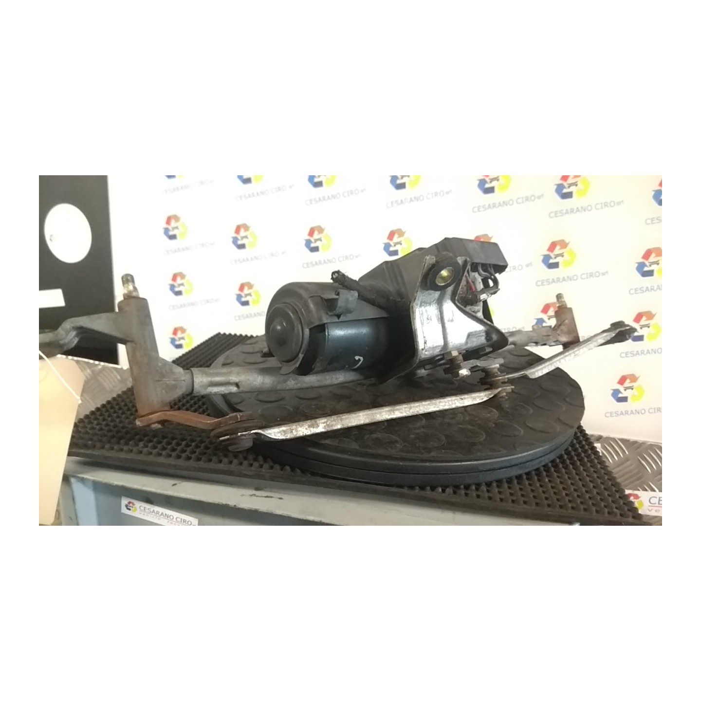 MECCANISMO TERGIPARABREZZA CON MOTORINO 136 LANCIA Y (01/96-10/00) 840A2000 46408351