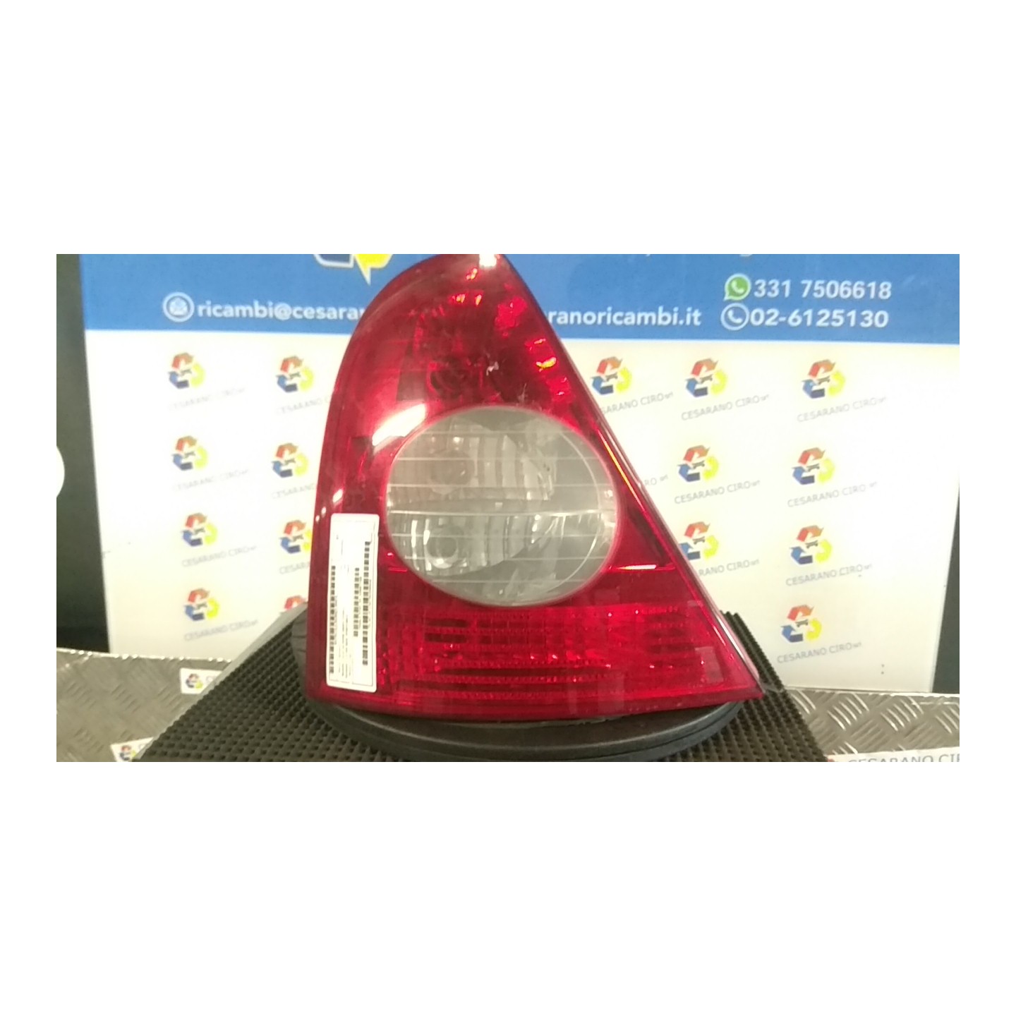 FANALE POST. SX. 010 RENAULT CLIO 2A SERIE (05/01-11/10) D4FG7 8200917488
