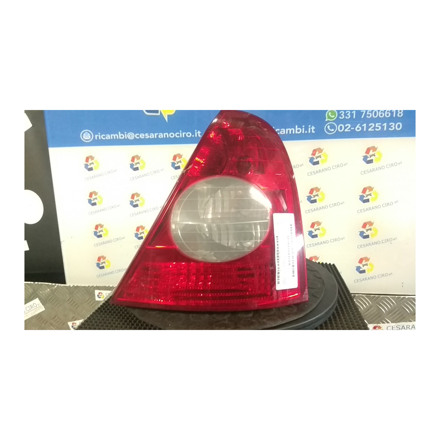 FANALE POST. DX. 011 RENAULT CLIO 2A SERIE (05/01-11/10) D4FG7 8200917487