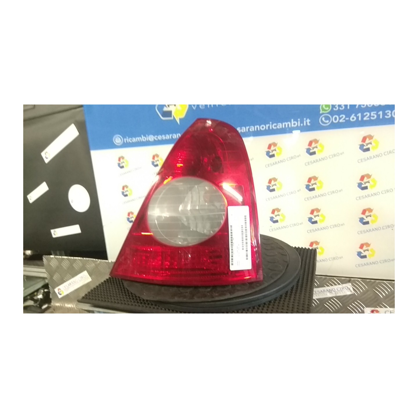 FANALE POST. DX. 011 RENAULT CLIO 2A SERIE (05/01-11/10) D4FG7 8200917487