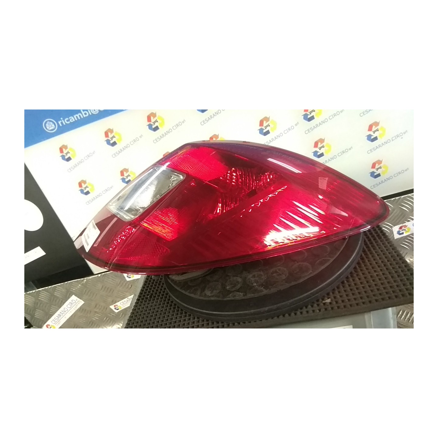 FANALE POST. DX. 088 OPEL CORSA (S07) (07/06-02/11) Z12XEP 93190951