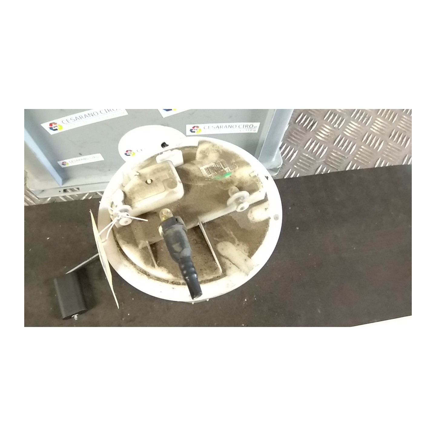 POMPA CARBURANTE C/TRASDUTTORE (GALLEGGIANTE) C/FILTRO CARBURANTE INT. 076 PEUGEOT 208 (01/12-11/15) HM01 9674466980