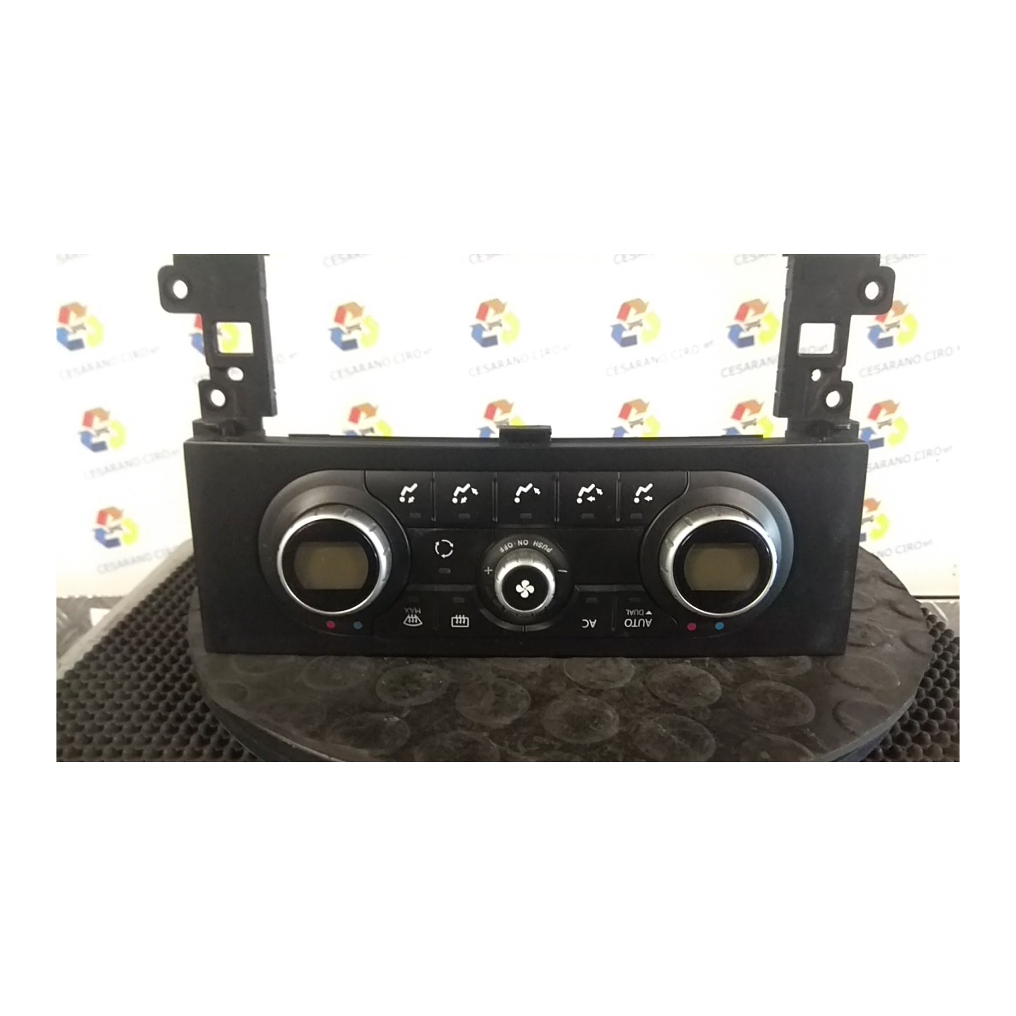 BLOCCO COMANDO CLIMATIZZAZIONE EQPT1;EQPT2 047 RENAULT KOLEOS (05/08-) M9RG8 27520JY10A