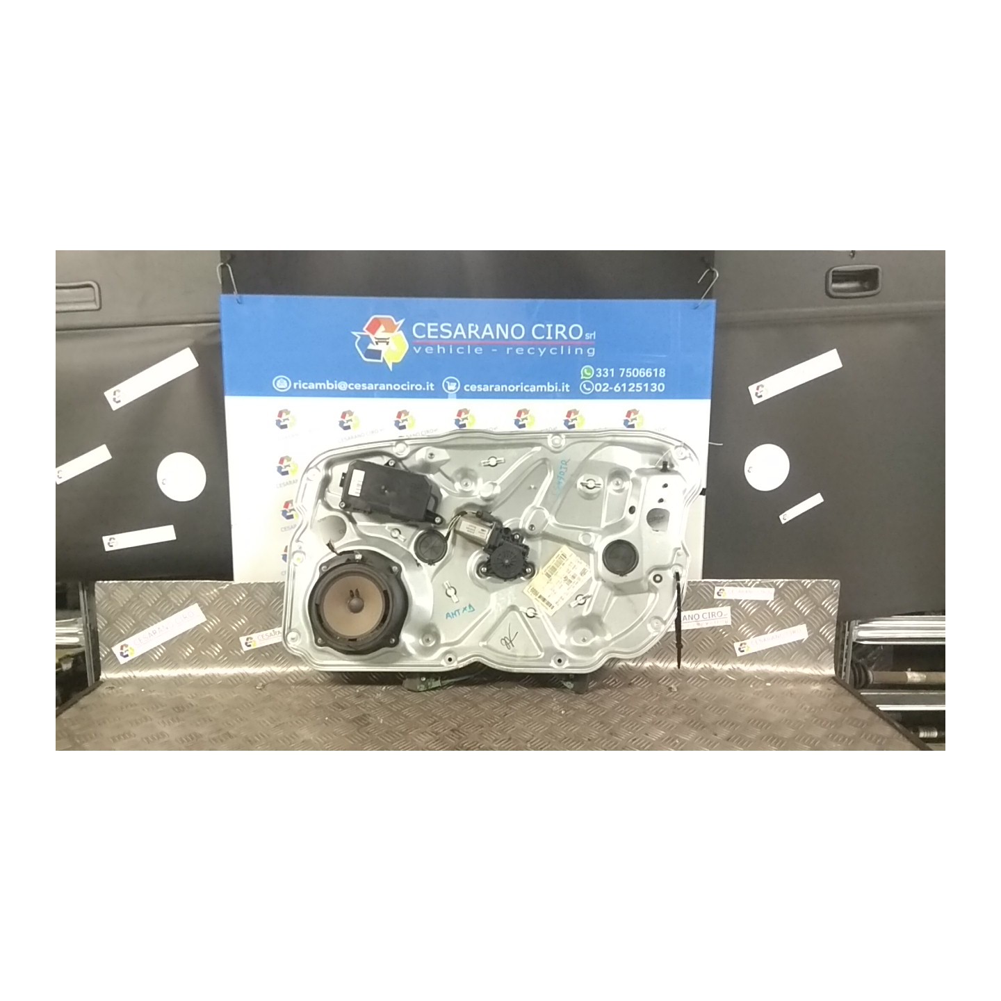 ALZACRISTALLO ELETTR. PORTA ANT. DX. 064 FIAT STILO (2C) (09/01-11/03) 192A1000 46831654