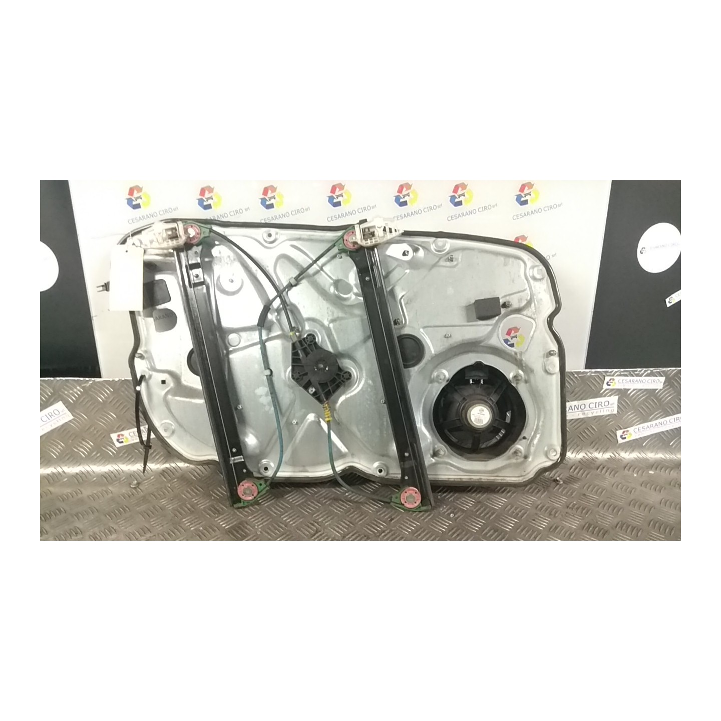 ALZACRISTALLO ELETTR. PORTA ANT. DX. 064 FIAT STILO (2C) (09/01-11/03) 192A1000 46831654