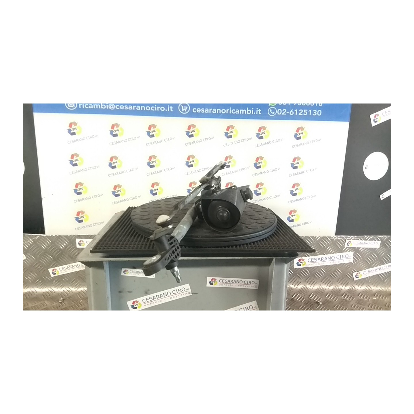 MECCANISMO TERGIPARABREZZA CON MOTORINO 089 FIAT PANDA (2Q) (09/03-12/10) 188A4000 46804522