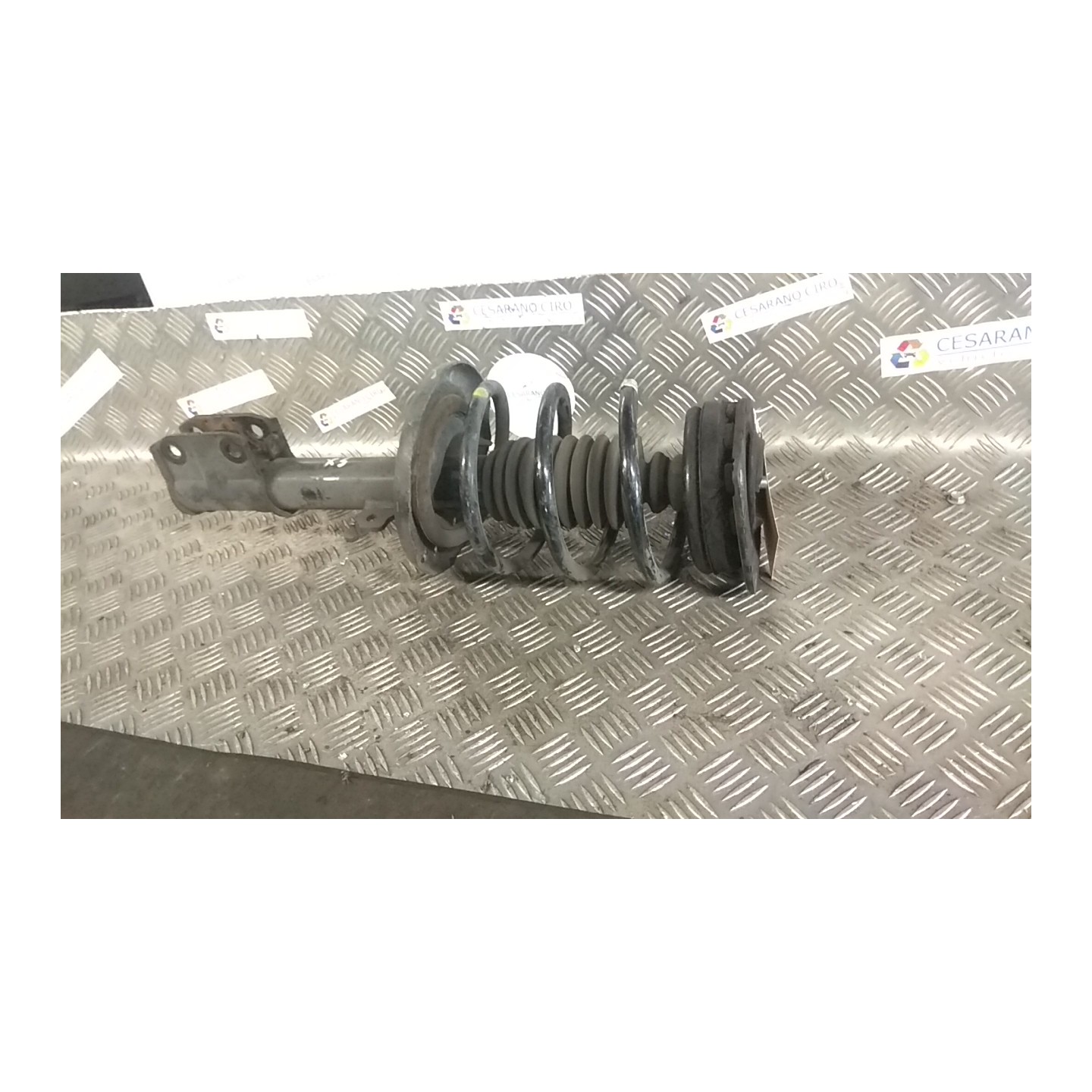 AMMORTIZZATORE ANT. SX. 098 RENAULT SCENIC 3A SERIE (04/09-10/13) K4MR8 543022646R