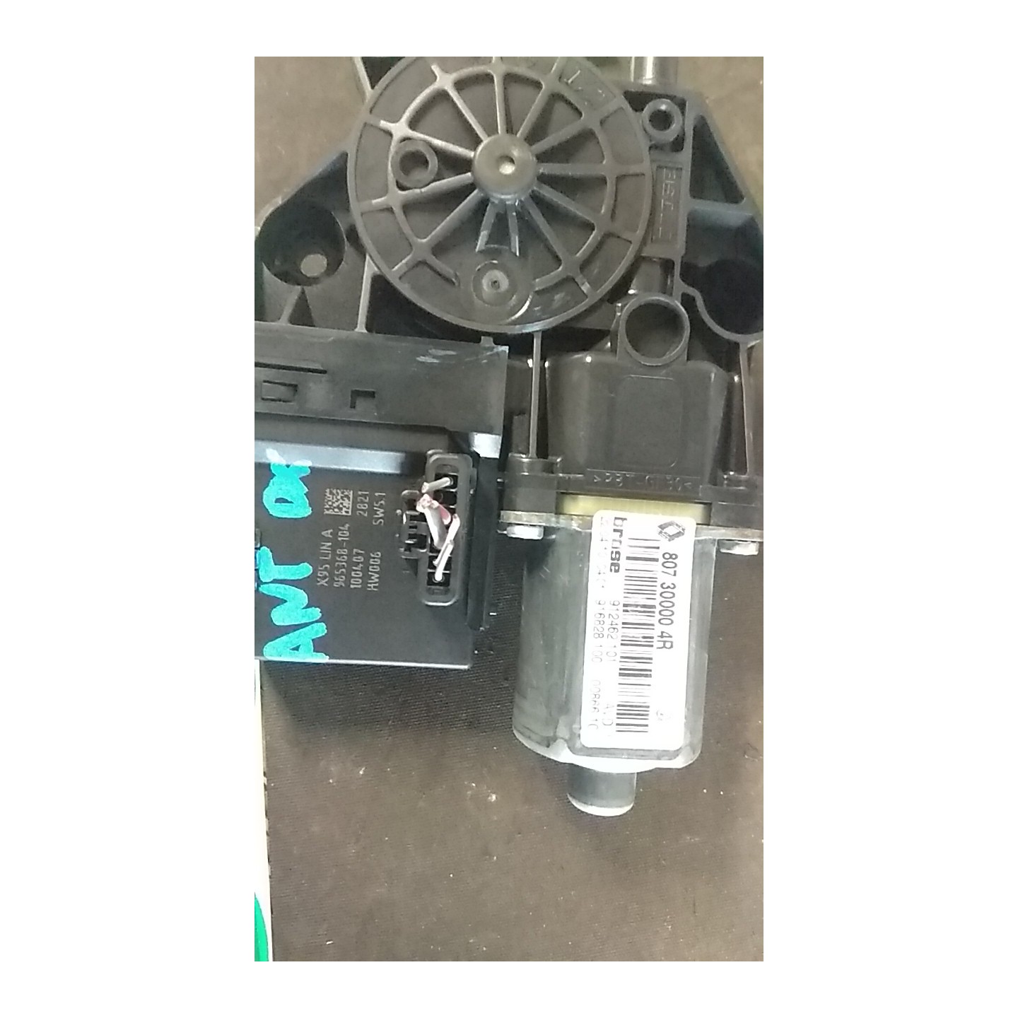 MOTORINO ALZACRISTALLO PORTA ANT. DX. 001 RENAULT MEGANE 3A SERIE (10/08-) K9KJ8 807301396R