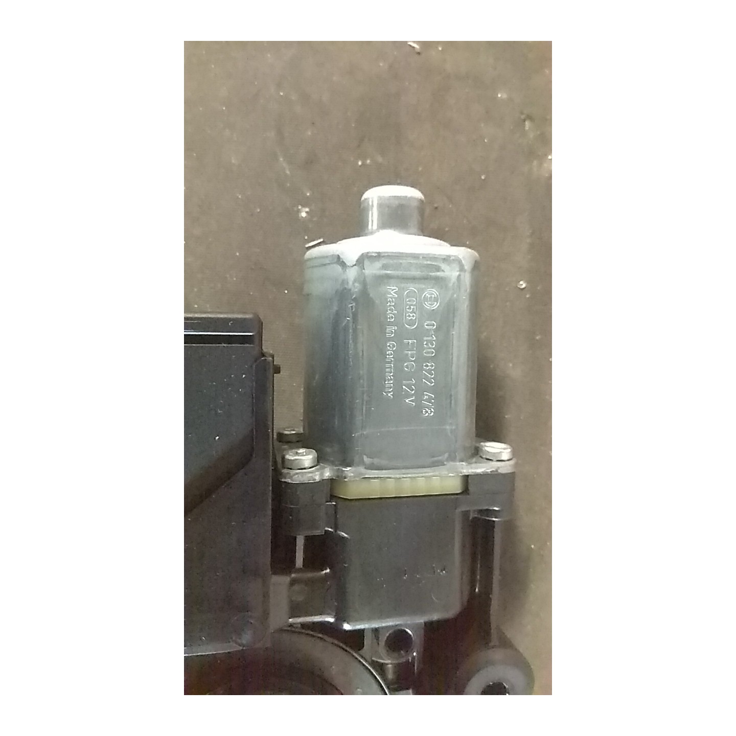 MOTORINO ALZACRISTALLO PORTA ANT. DX. 001 RENAULT MEGANE 3A SERIE (10/08-) K9KJ8 807301396R