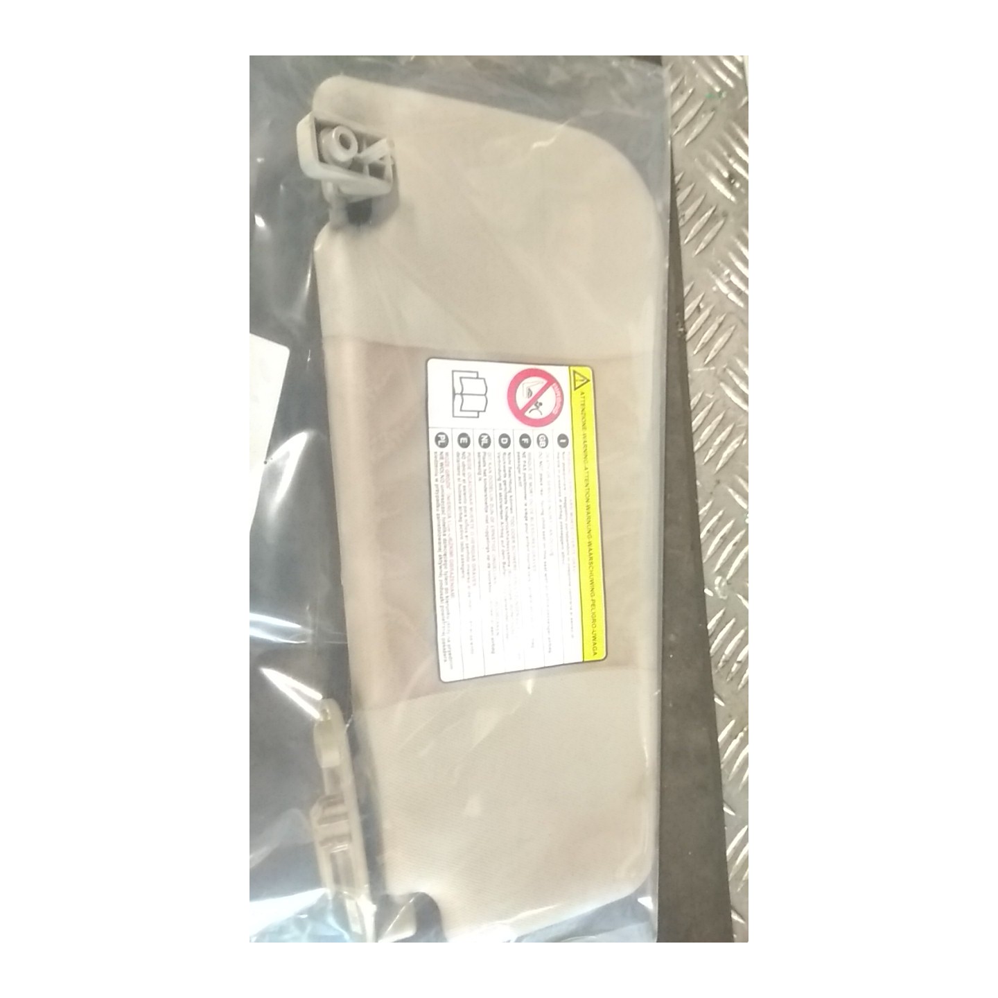 ALETTA PARASOLE PARABREZZA C/KIT INTERIOR DX. 020 ALFA ROMEO MITO (QZ) (03/11-05/13) 350A1000 156106764