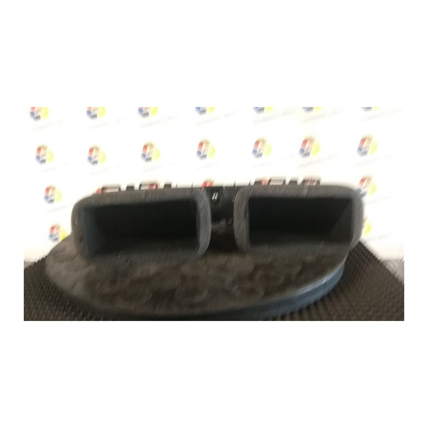 BOCCHETTA ARIA CENTR. CRUSCOTTO 040 HYUNDAI TUCSON (12/20-) G4FU 97410N7000NNB