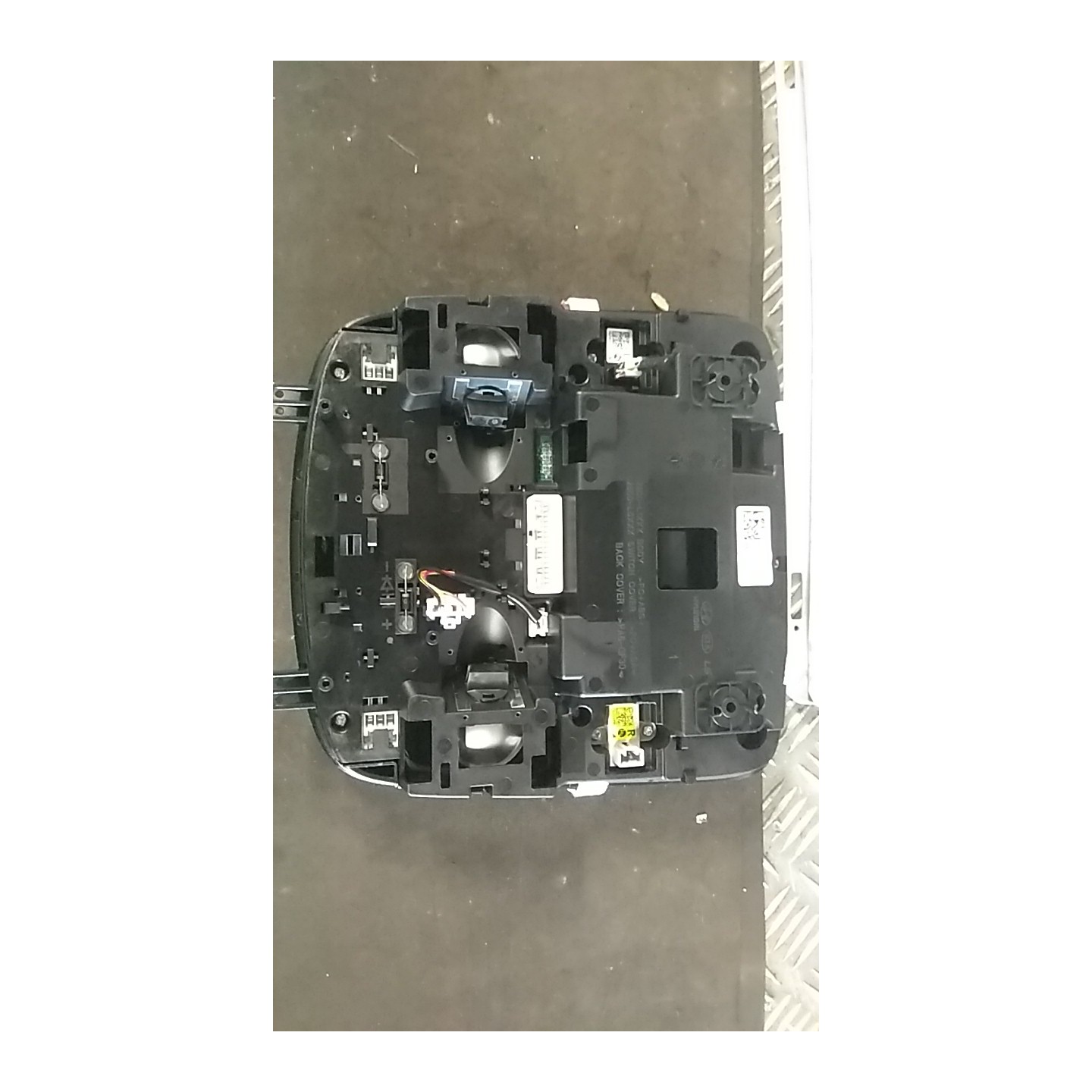 LUCE CORTESIA ANT. TETTO 043 HYUNDAI TUCSON (12/20-) G4FU 92810N9230NNB