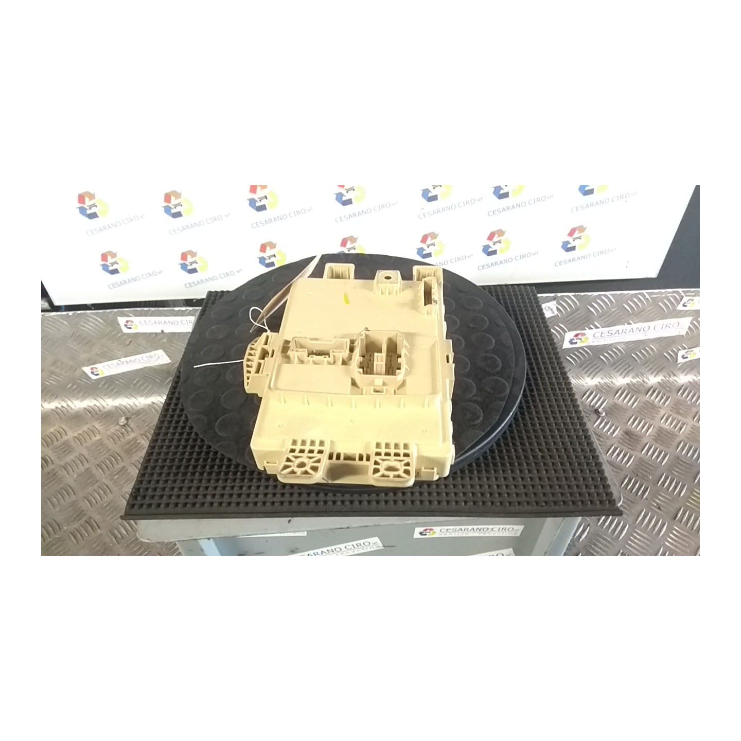 CENTRALINA PORTA FUSIBILI 057 HYUNDAI TUCSON (12/20-) G4FU NBA019071066006