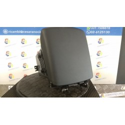 VANO PORTAOGGETTI APPOGGIABRACCIO CONSOLLE CENTR. P/BLOCCO FRIZIONE 063 HYUNDAI TUCSON (12/20-) G4FU 84680N7210NNB