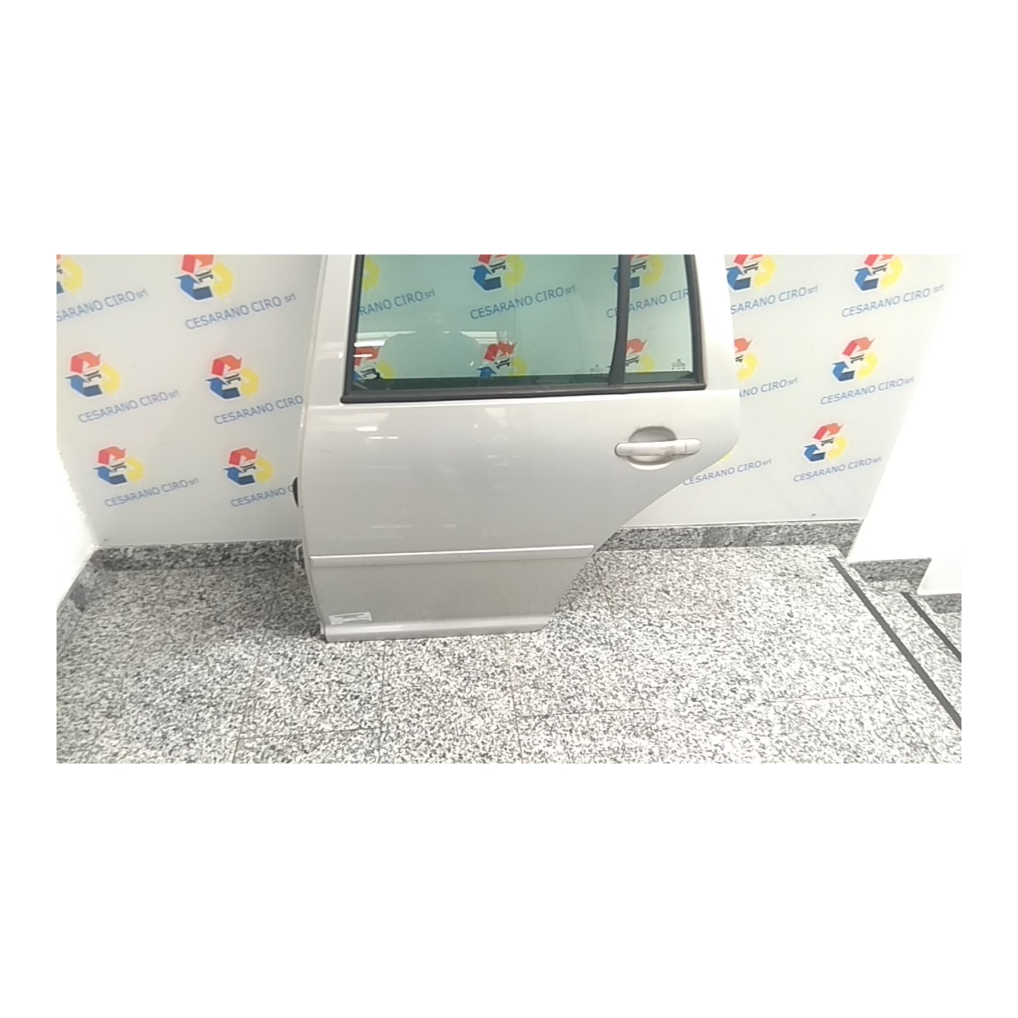 PORTA POST. SX. 147 VOLKSWAGEN GOLF (1J) (09/97-03/06) AJM 1J9833055E