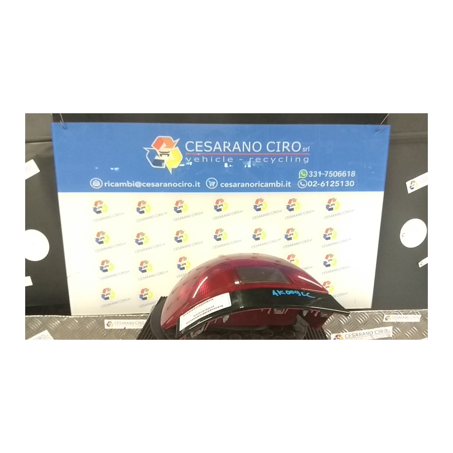 FANALE POST. SX. 031 AUDI A4 (8D) (10/94-12/00) ADR 8D0945095G