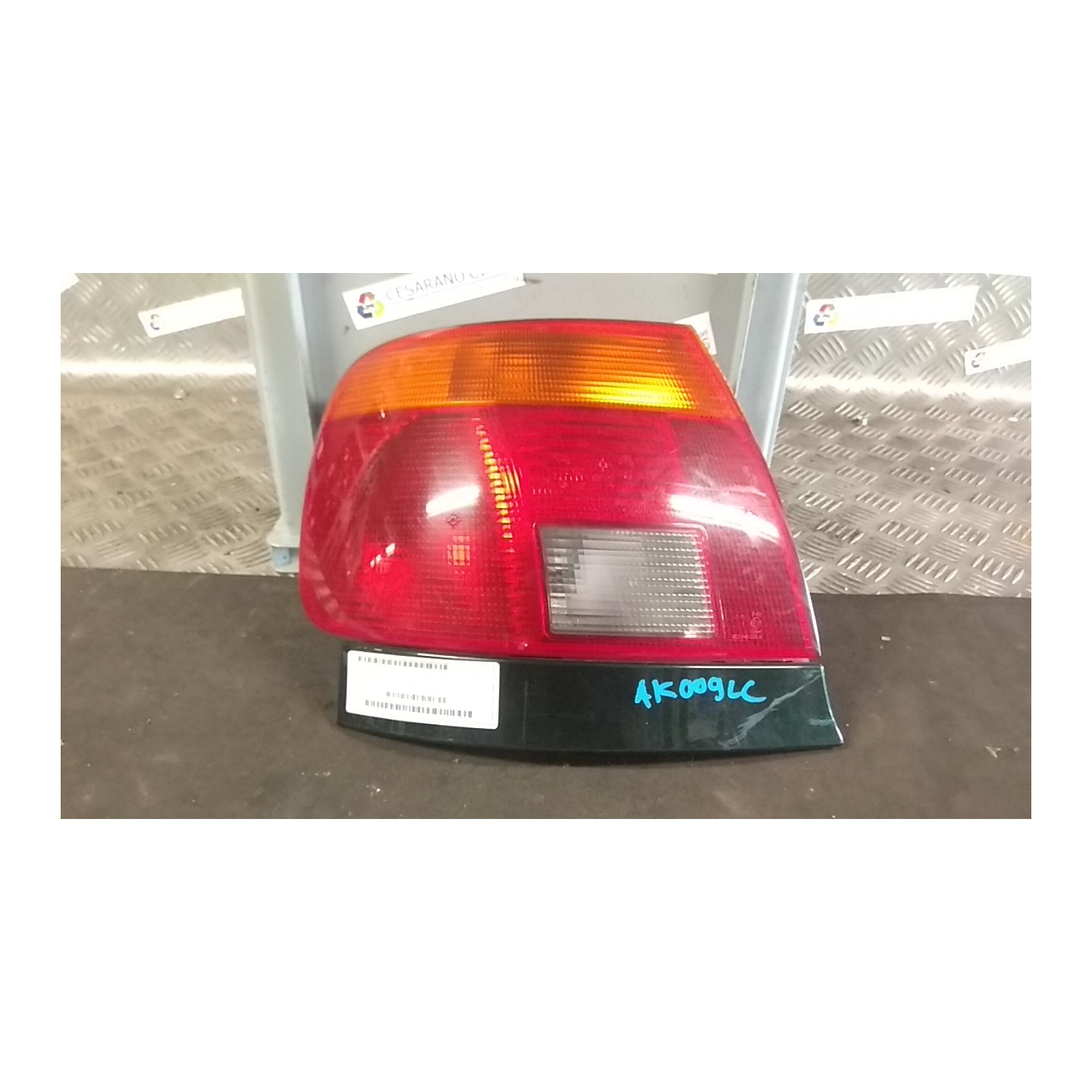 FANALE POST. SX. 031 AUDI A4 (8D) (10/94-12/00) ADR 8D0945095G