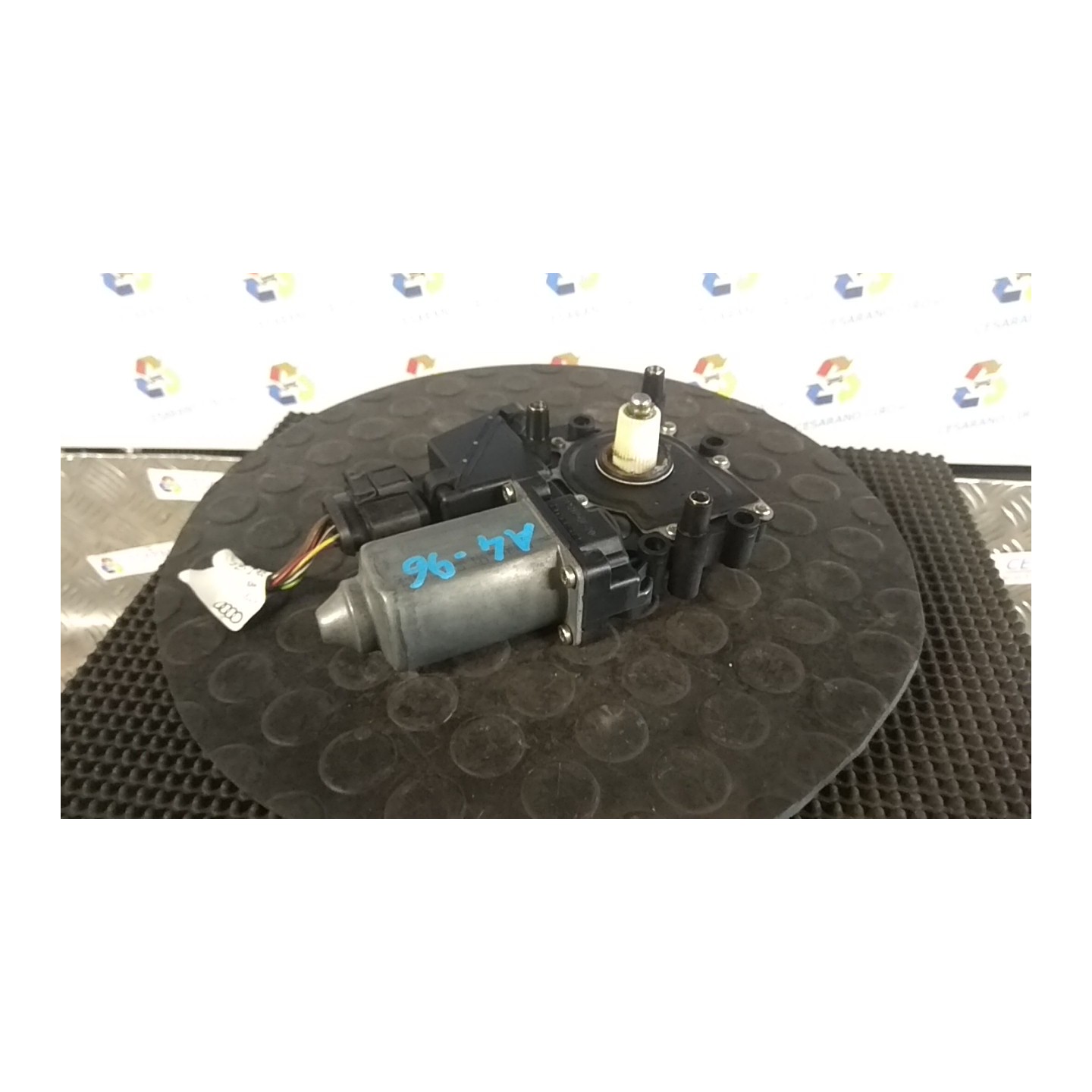 MOTORINO ALZACRISTALLO PORTA POST. SX. 036 AUDI A4 (8D) (10/94-12/00) ADR 8D0959801G