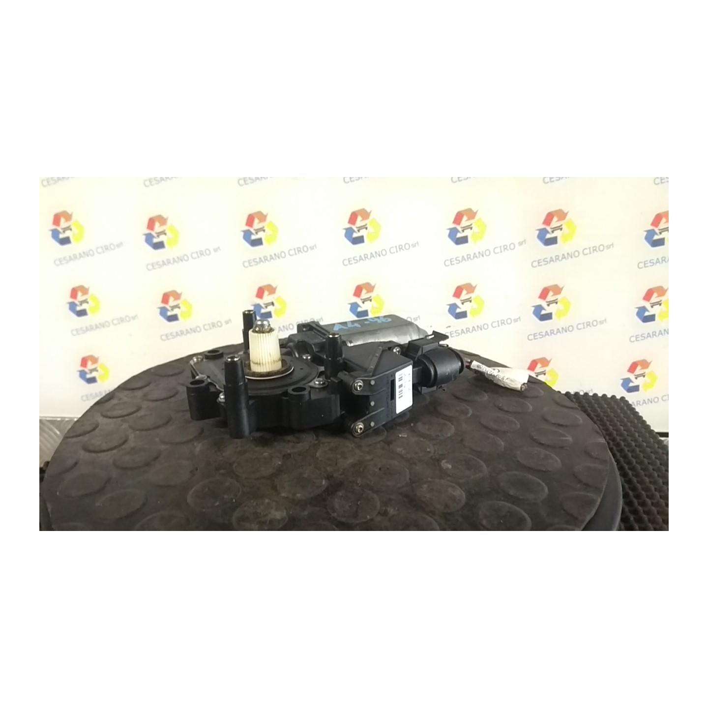 MOTORINO ALZACRISTALLO PORTA POST. SX. 036 AUDI A4 (8D) (10/94-12/00) ADR 8D0959801G