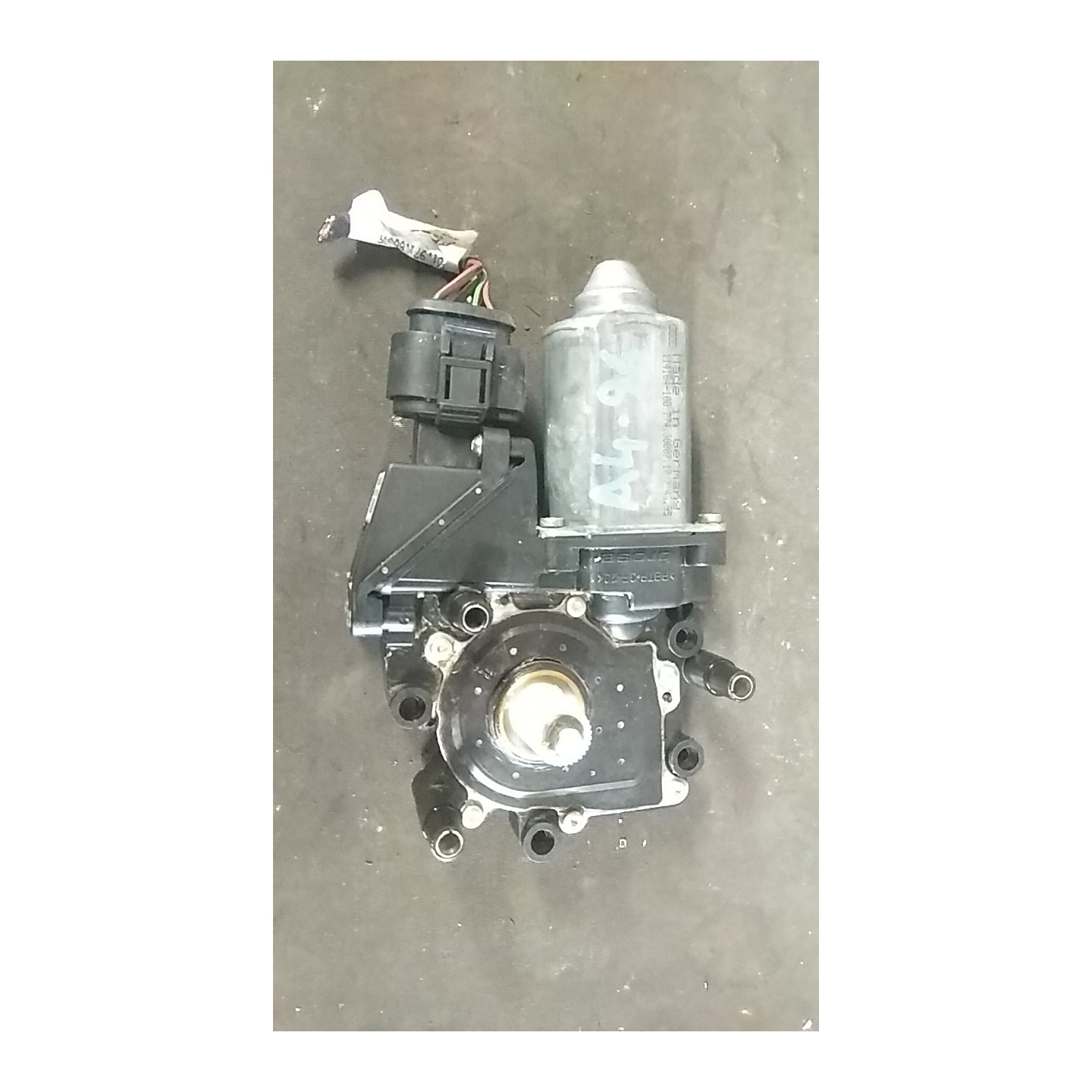 MOTORINO ALZACRISTALLO PORTA POST. DX. 037 AUDI A4 (8D) (10/94-12/00) ADR 8D0959802G