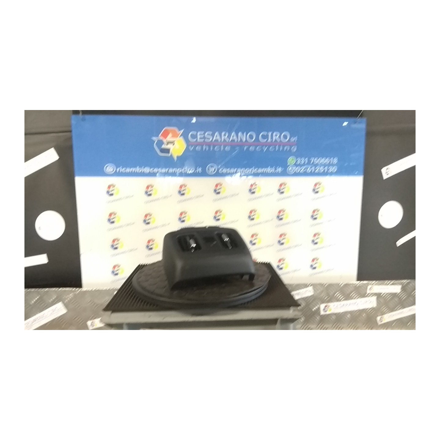 BOCCHETTA ARIA POST. CONSOLLE CENTR. 074 HYUNDAI TUCSON (12/20-) D4FE 97040N7000NNB