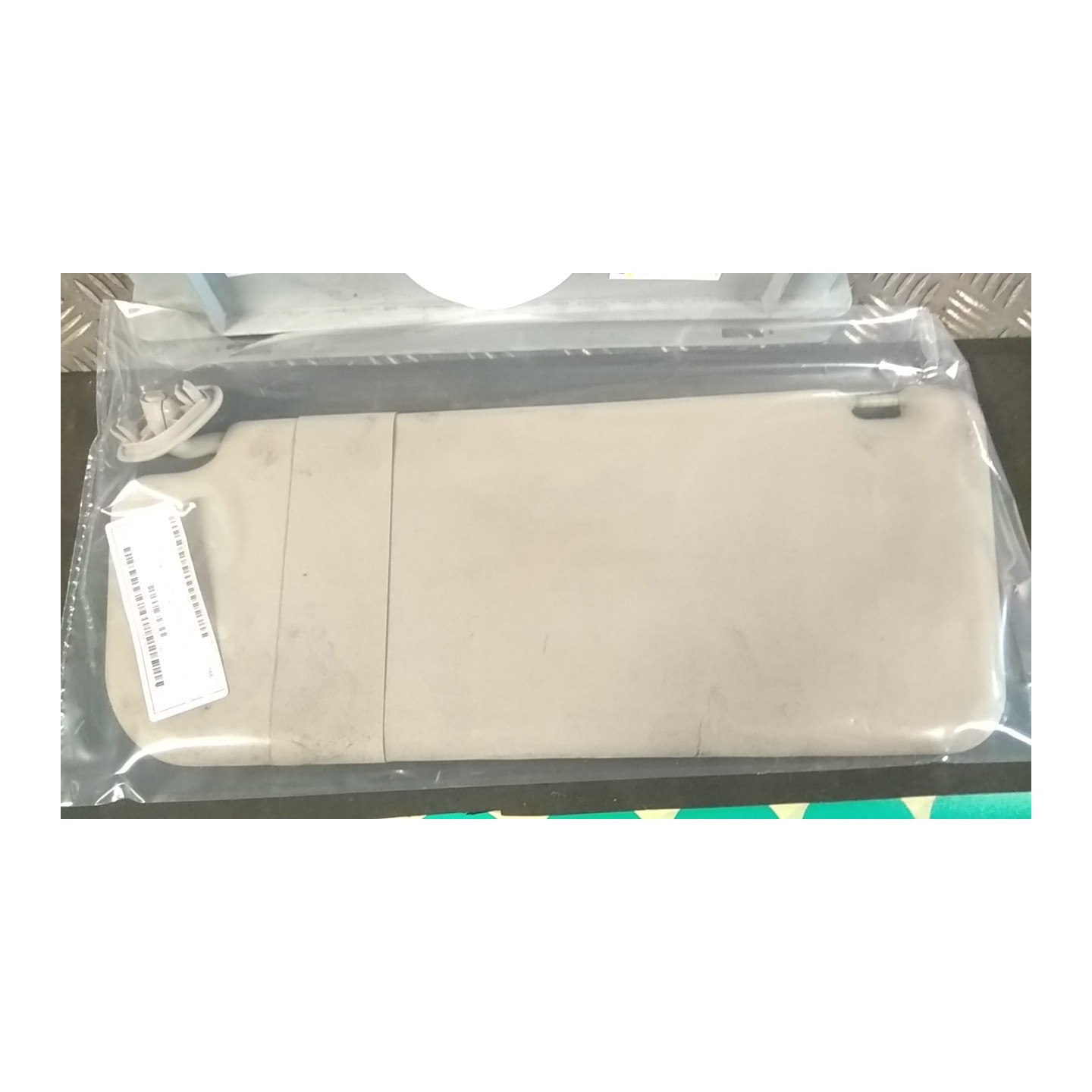 ALETTA PARASOLE PARABREZZA SX. 089 CITROEN BERLINGO VAN (10/02-03/08) KFW 8143TG