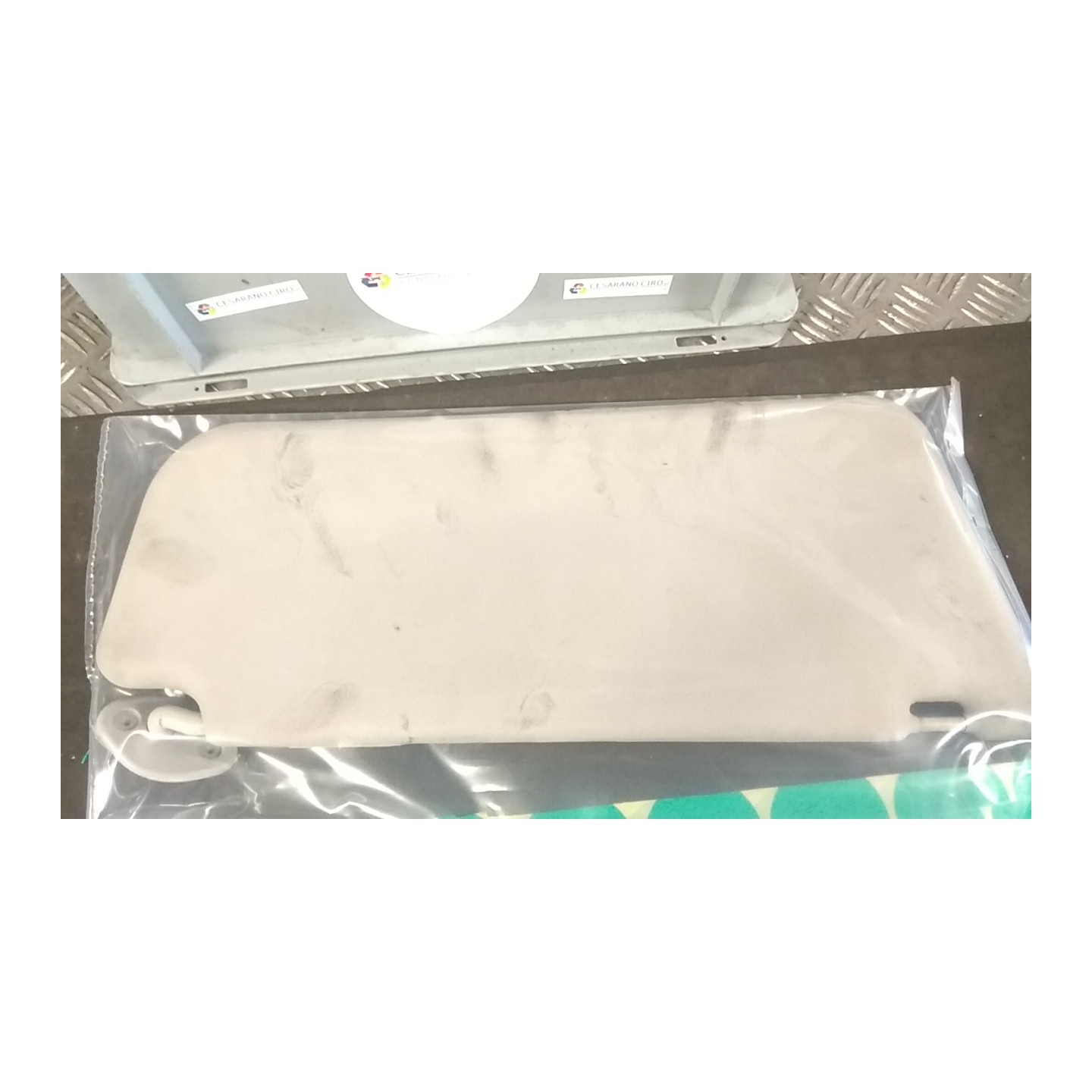 ALETTA PARASOLE PARABREZZA SX. 089 CITROEN BERLINGO VAN (10/02-03/08) KFW 8143TG