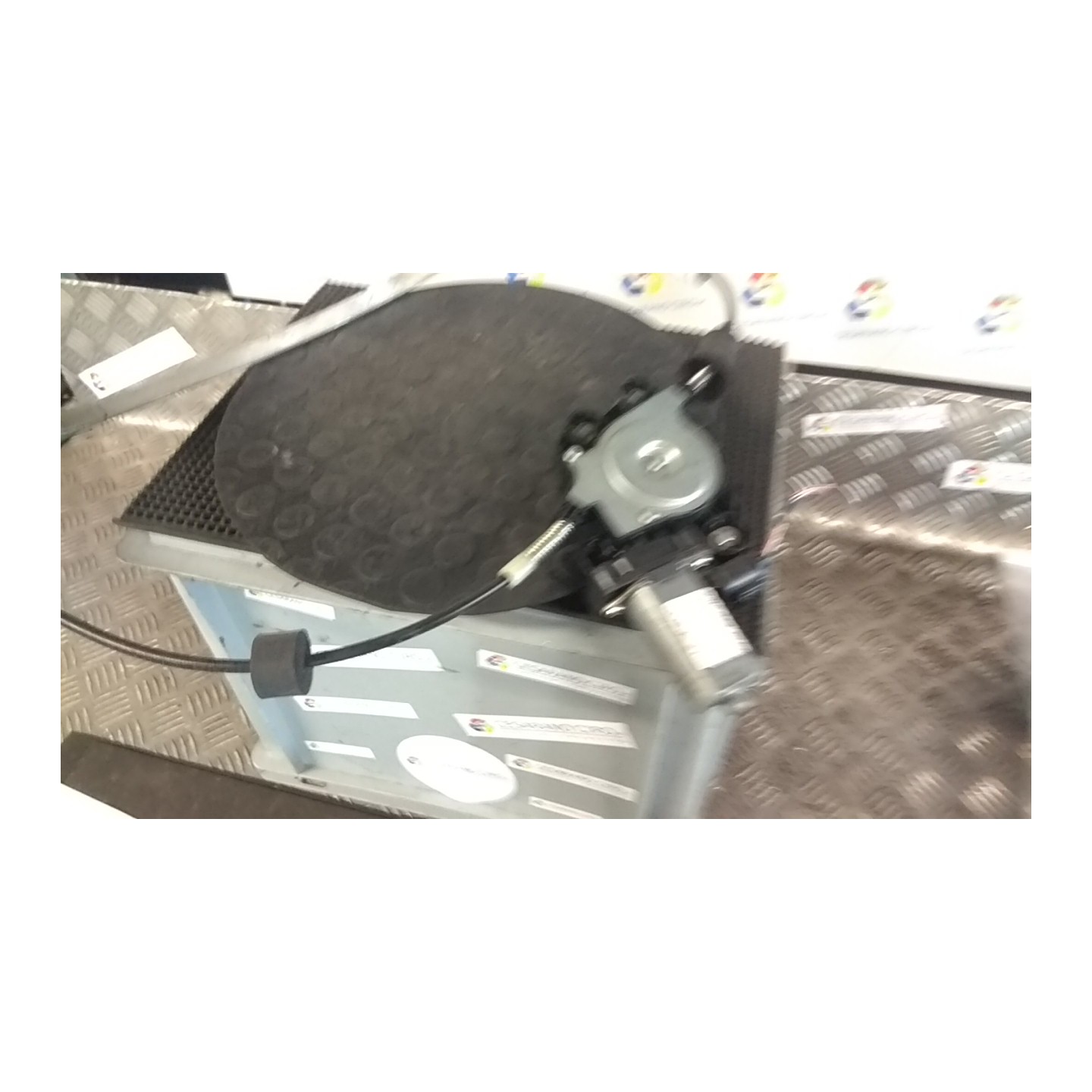 ALZACRISTALLO ELETTR. PORTA ANT. CON MOTORINO DX. 109 FIAT 600 (1E) (07/05-12/11) 187A1000 46512241