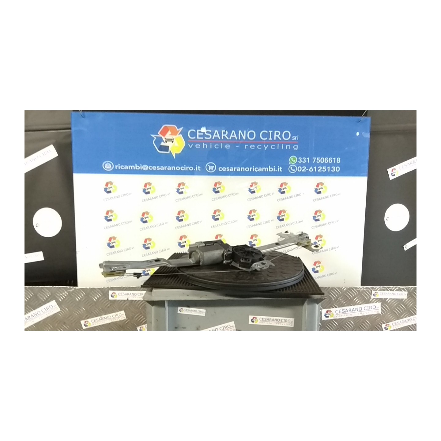 ALZACRISTALLO ELETTR. PORTA ANT. C/MOTORINO SX. 116 PEUGEOT 207 (04/06-06/09) KFU 9221Y4