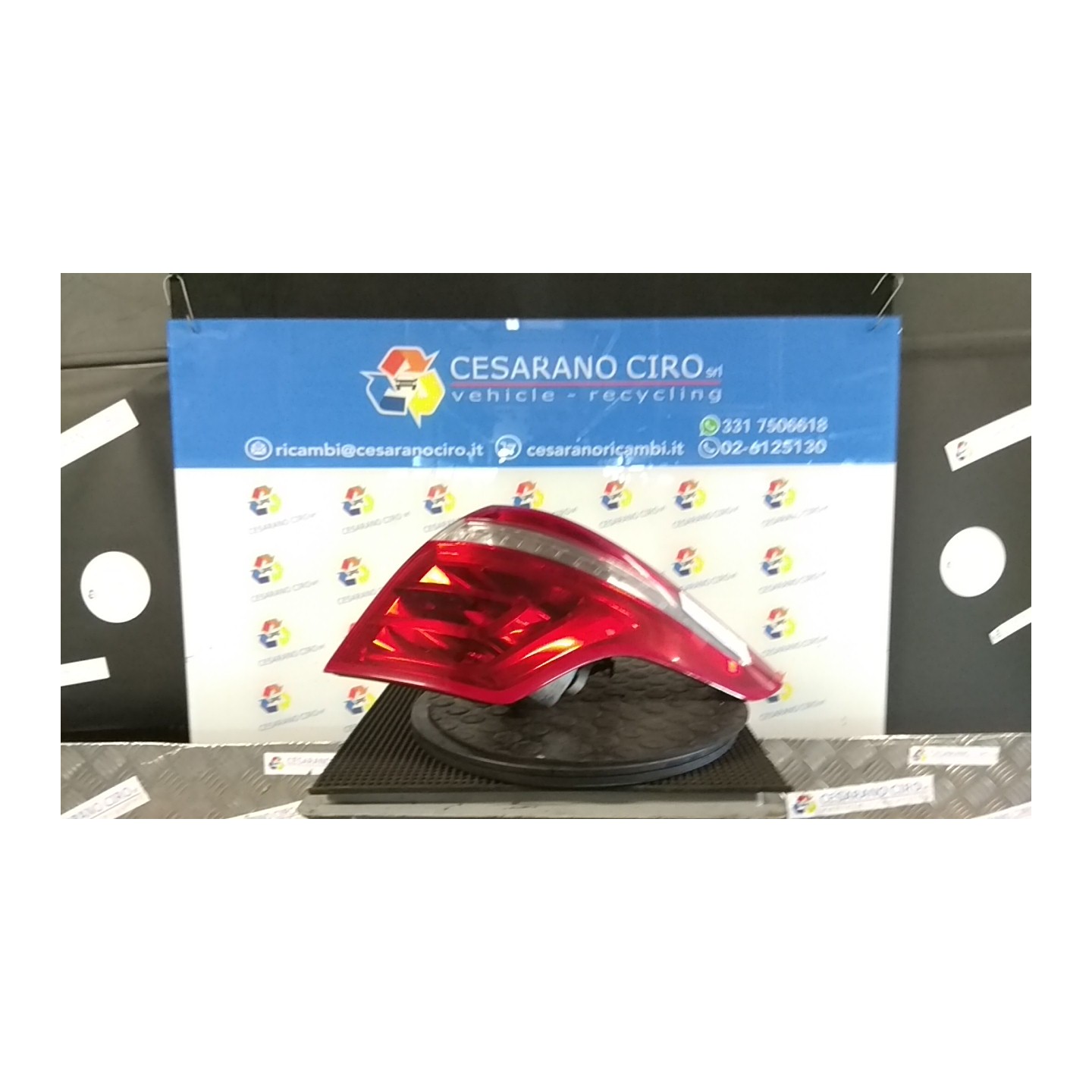 FANALE POST. PARTE EST. DX. 132 CITROEN C4 PICASSO (09/06-08/13) 9HZ 6351CA