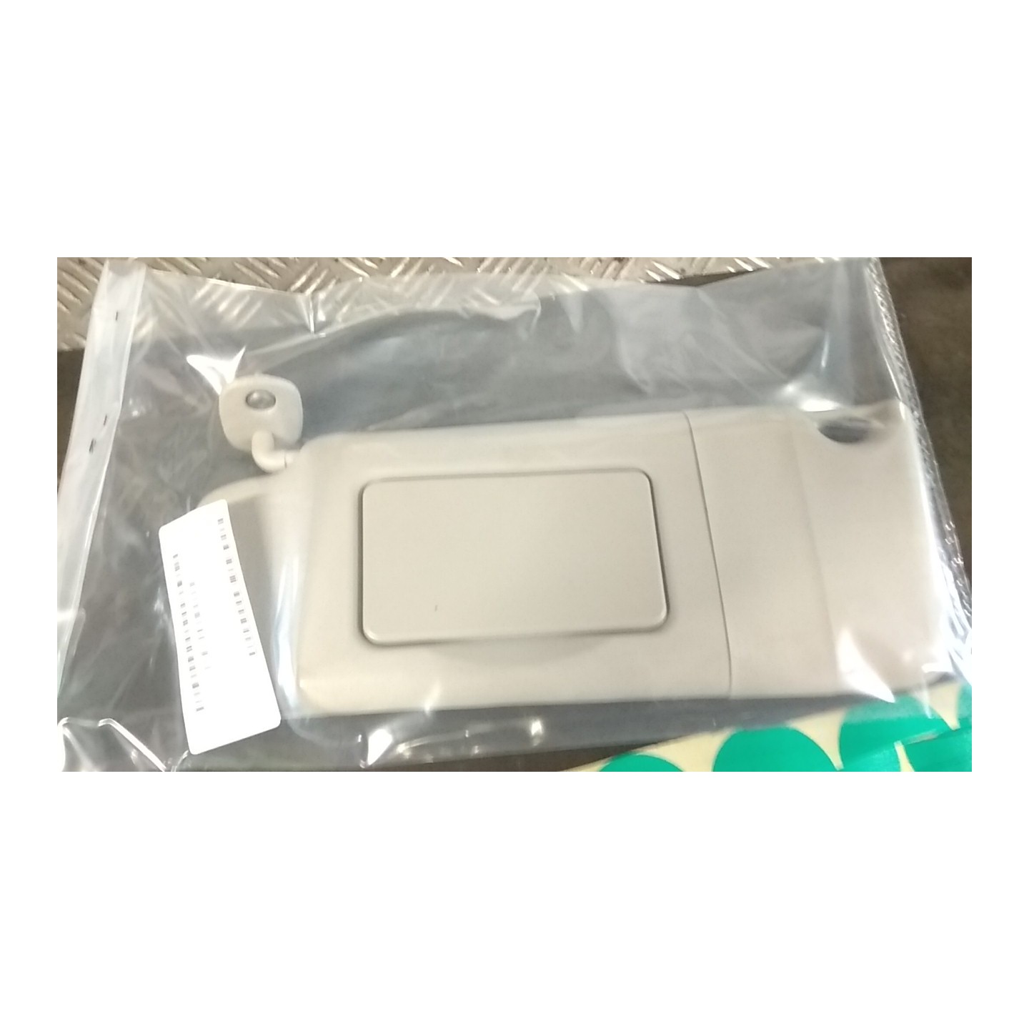 ALETTA PARASOLE PARABREZZA SX. 165 RENAULT TWINGO 2A SERIE (06/07-02/12) D4FJ7 8200385101
