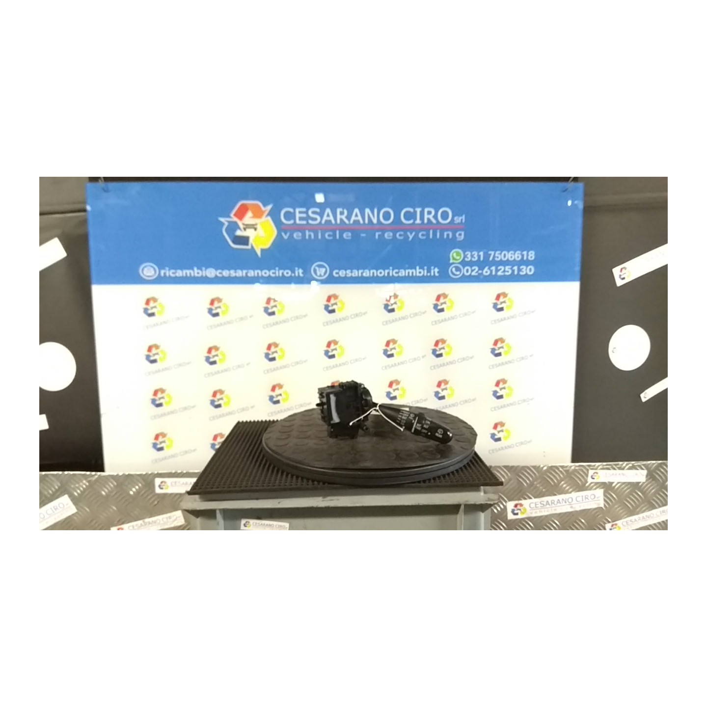 BLOCCO COMANDI TERGICRISTALLI 251 FIAT SEDICI (3B) (02/06-11/11) M16A 71750104