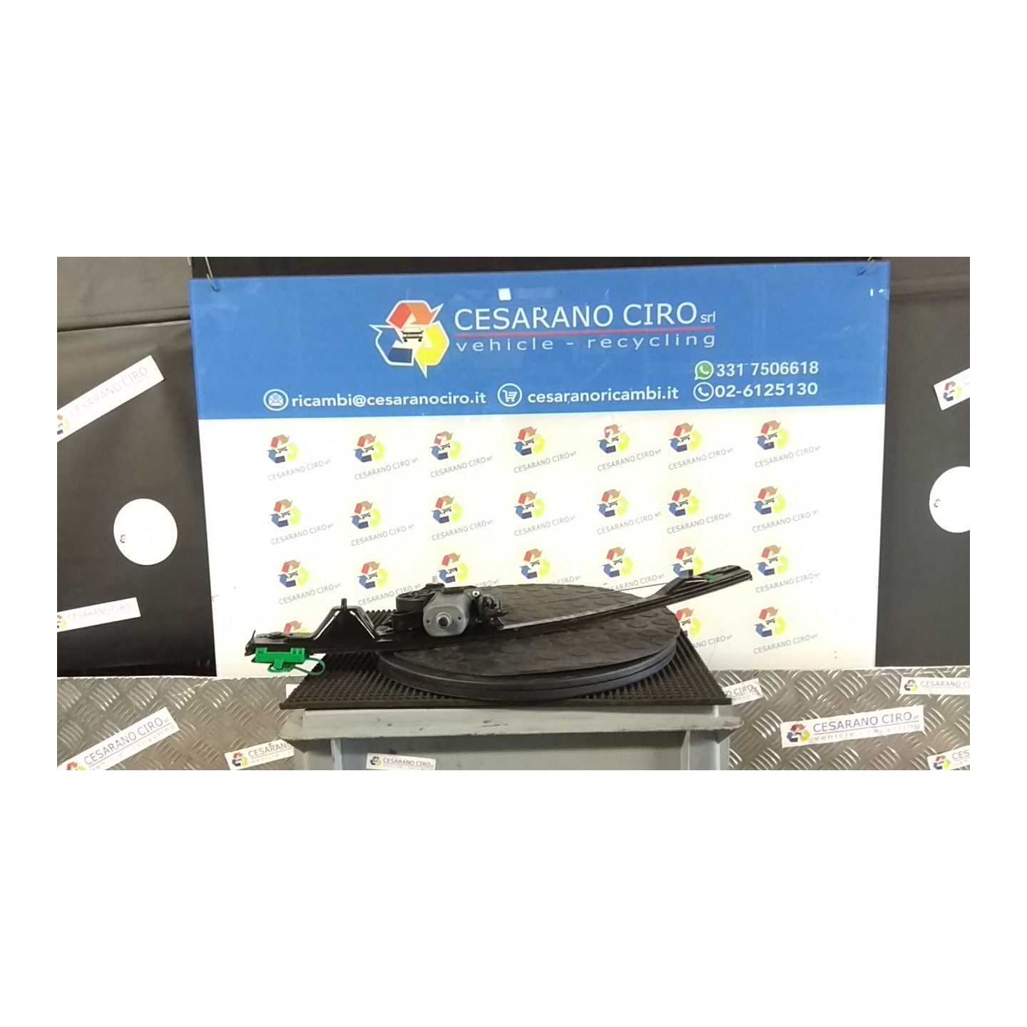 ALZACRISTALLO ELETTR. PORTA ANT. C/MOTORINO DX. 034 FIAT PUNTO CLASSIC (2U) (01/07-12/1 188A4000 51764549