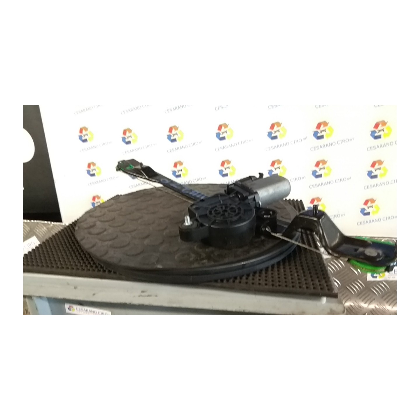 ALZACRISTALLO ELETTR. PORTA ANT. C/MOTORINO DX. 034 FIAT PUNTO CLASSIC (2U) (01/07-12/1 188A4000 51764549