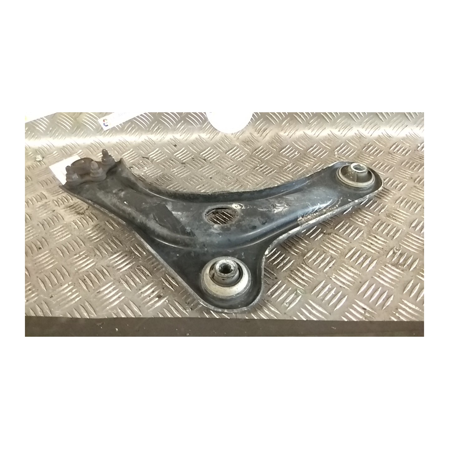 BRACCIO OSCILLANTE SOSP. ANT. SX. 049 CITROEN DS3 (11/09-01/16) 8FP 3520X1
