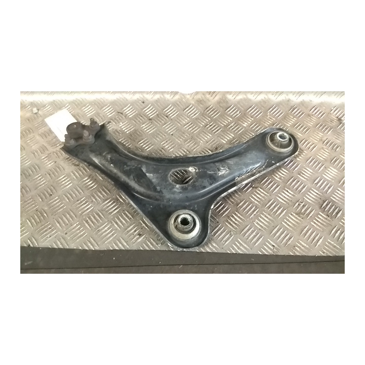 BRACCIO OSCILLANTE SOSP. ANT. SX. 049 CITROEN DS3 (11/09-01/16) 8FP 3520X1