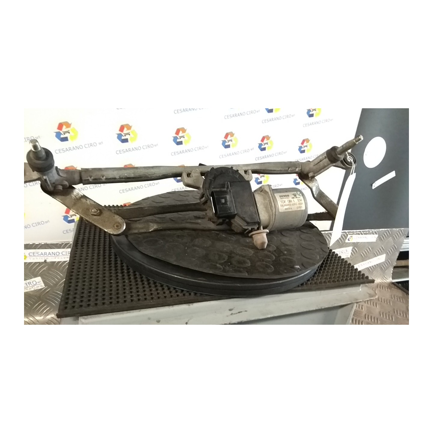 MECCANISMO TERGIPARABREZZA CON MOTORINO 073 FIAT PANDA (33) (12/11-04/17) 169A4000 52024852