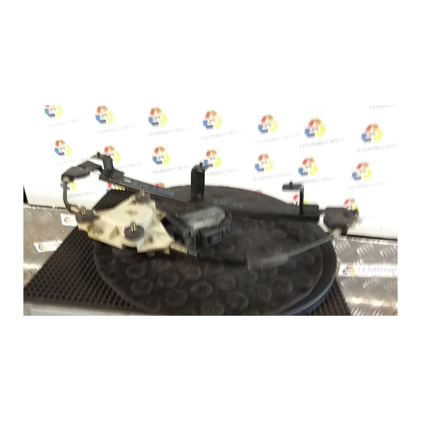 ALZACRISTALLO ELETTR. PORTA ANT. CON MOTORINO SX. 044 ALFA ROMEO 156 1A SERIE (04/00-02/02) AR37101 60672278
