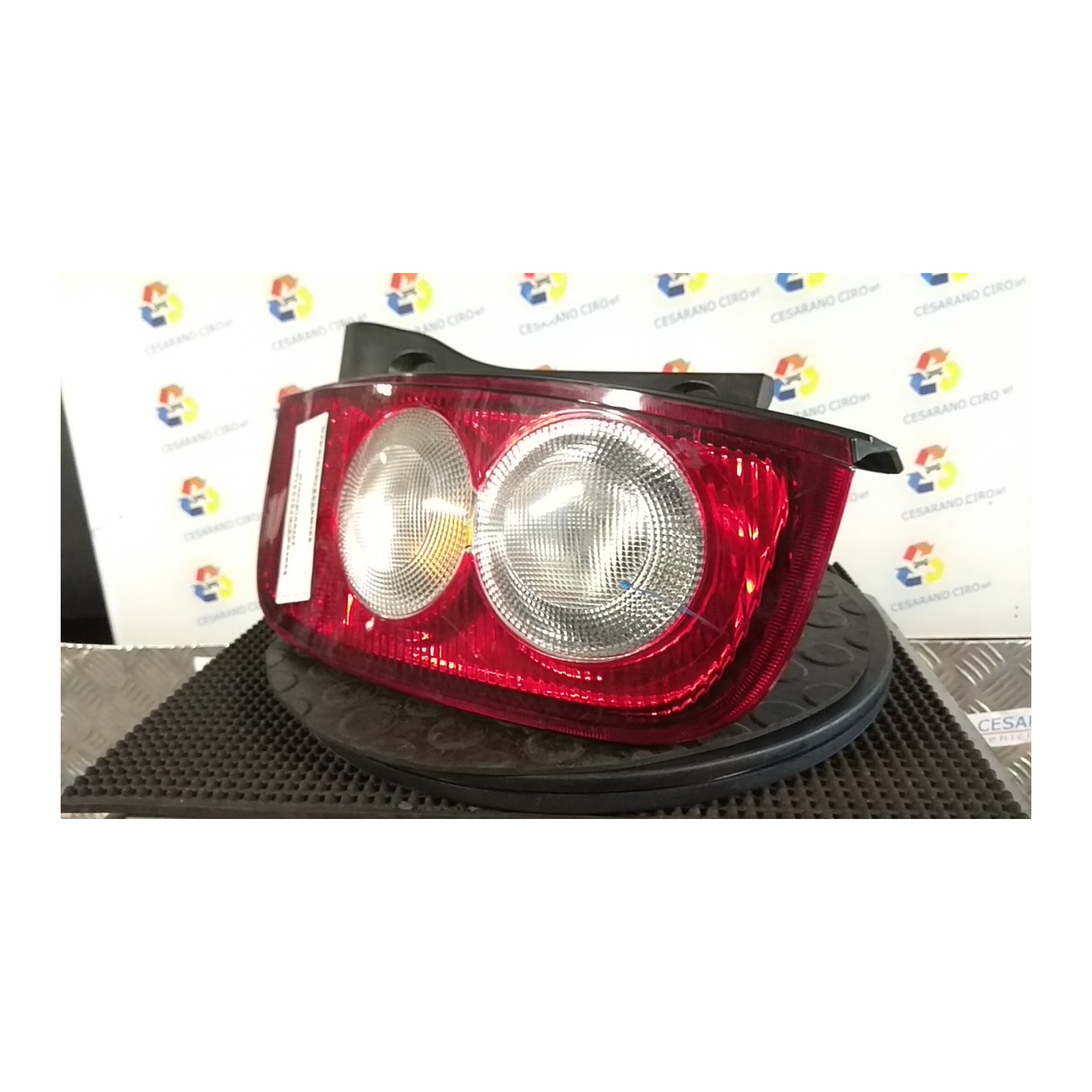 FANALE POST. COMPLETO DX. 030 NISSAN MICRA (K12E) (11/02-05/06) CR12 B6550AX720
