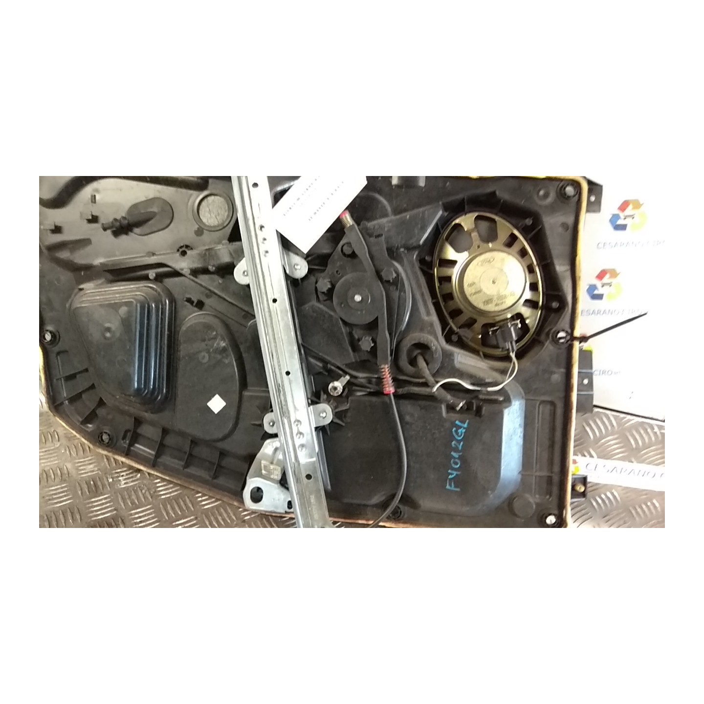 ALZACRISTALLO ELETTR. PORTA ANT. C/MOTORINO DX. 037 FORD FIESTA (CBK) (03/02-12/05) F6JA 1546517