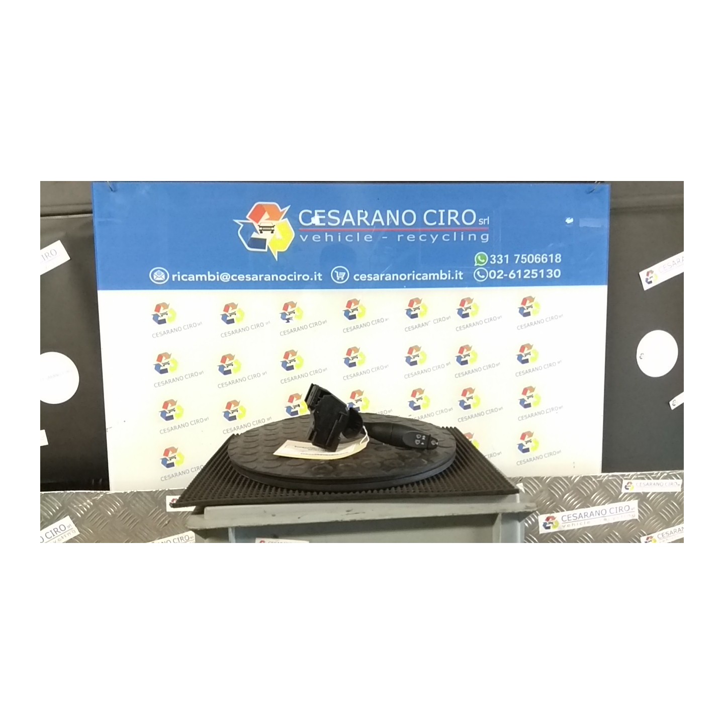 BLOCCO COMANDI TERGICRISTALLI 042 FORD FIESTA (CBK) (03/02-12/05) F6JA 1357437