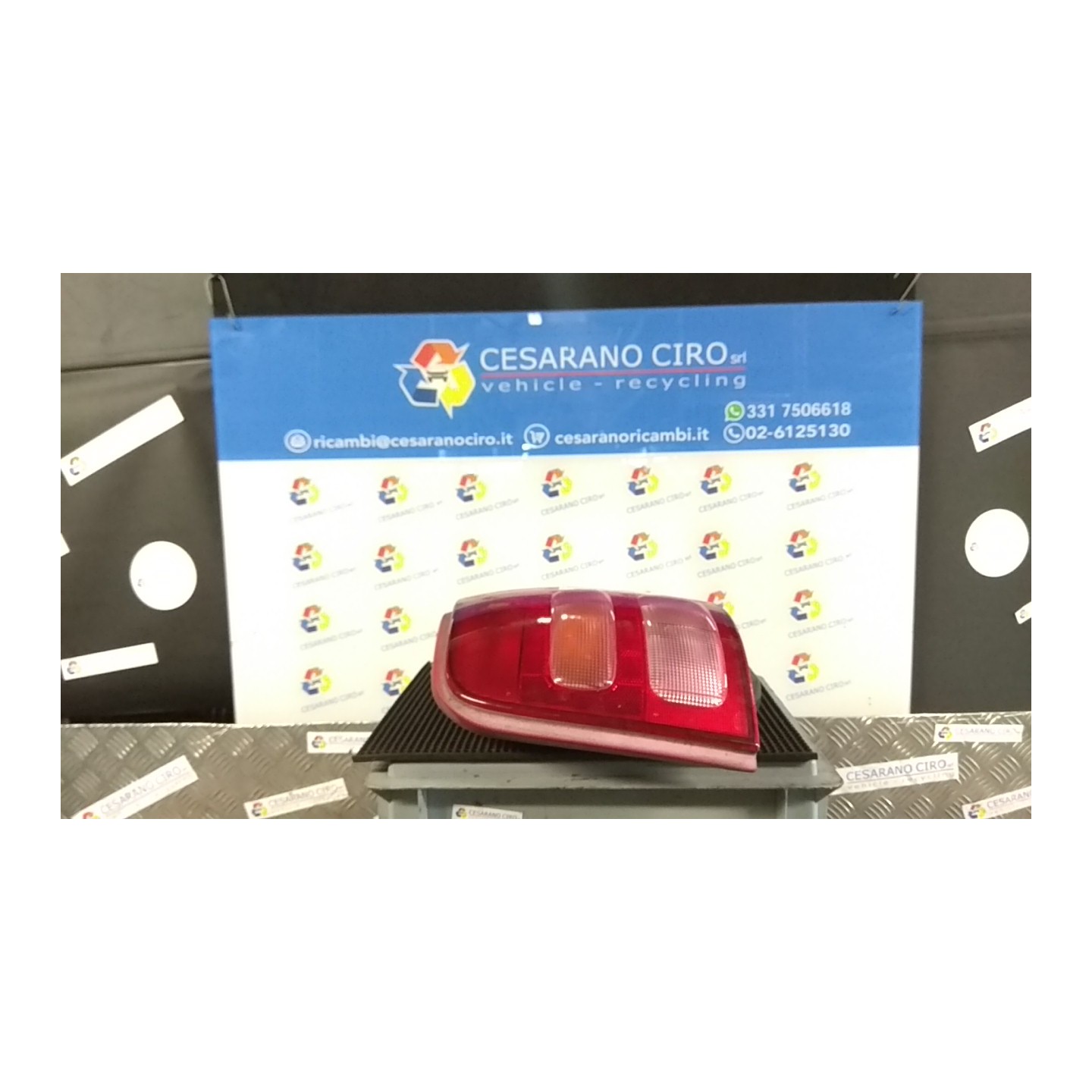 FANALE POST. DX. 057 NISSAN MICRA (K11E) (09/00-01/03) CG10 265501F505