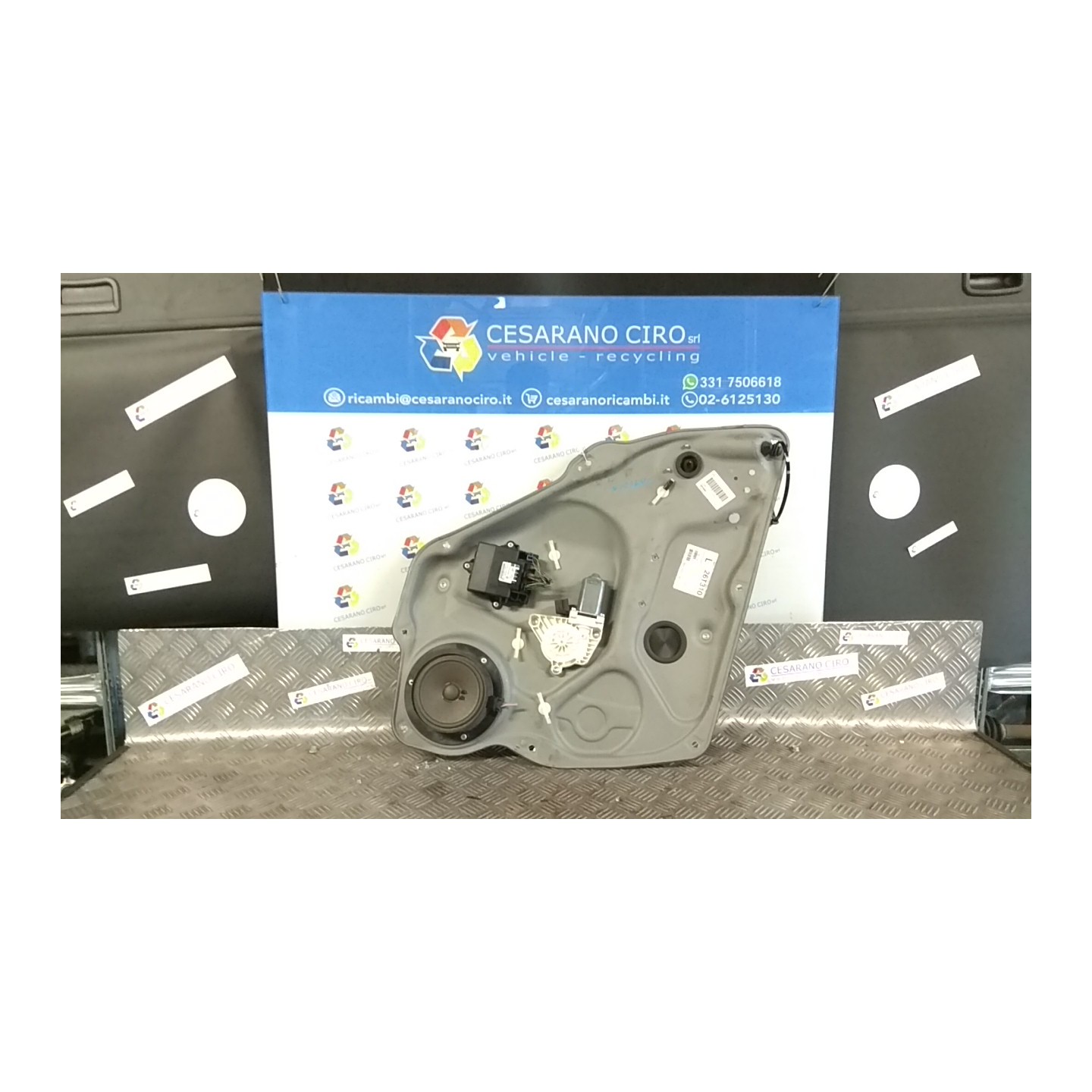 ALZACRISTALLO ELETTR. PORTA POST. SX. 075 MERCEDES-BENZ CLASSE A (W/C169) (07/04-04/13 266920 A1697303379